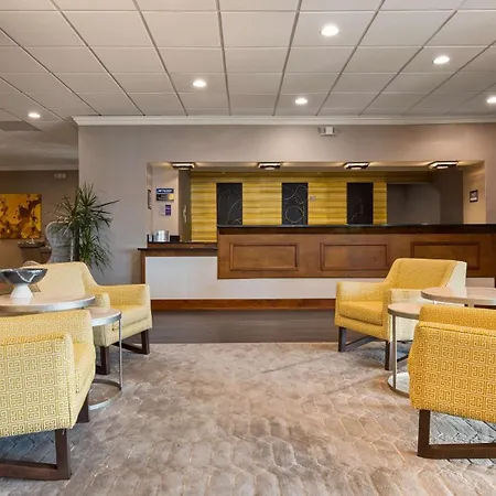 Cottonwood Airport & Expo Hotel Louisville-2